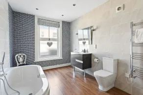 The Torcroft - Bathroom