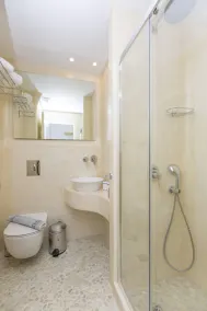 Galini Hotel - Badeværelse