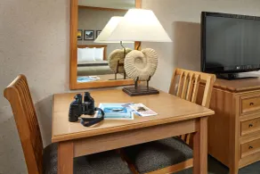 Cavalier Oceanfront Resort - Chambre