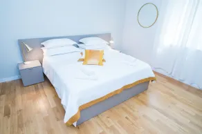 Franco’s spacious residence - great location - Værelse