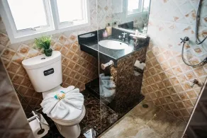 Grand Parazo Hotel Suvarnbhumi Airport - Baño
