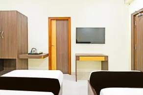Townhouse Oak Chandanagar Railway Station - Quarto