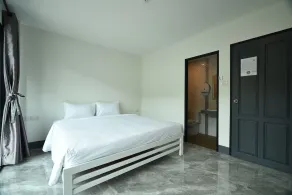 KOKO Party Hostel 18-40 - Room