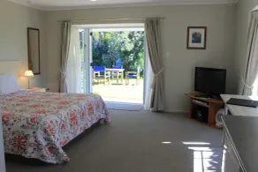 Ash Grove Boutique Motel - Ausblick vom Zimmer