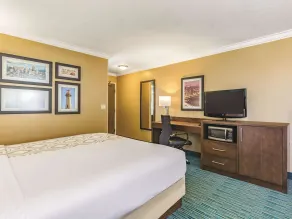 La Quinta Wyndham SFO Airport West Millbrae-Presidents Award Winner-FREE ARPRT SHTL - Chambre