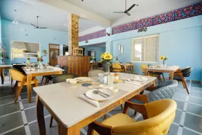Sunflower Saga - Restaurant
