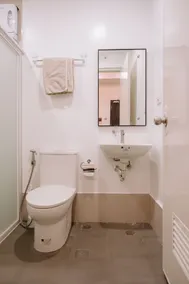 WV 10 Stylish 1BR Apartment - Salle de bain