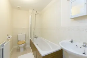 5 Rosebay Gardens - Bathroom