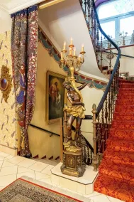 Hotel Urania - Entrée intérieure