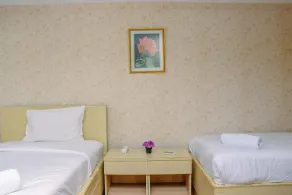 Comfort Living And Strategic Studio At Kebagusan City Apartment - Zimmer