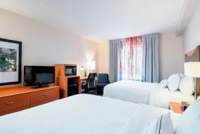 Fairfield Inn & Suites by Marriott Winnipeg - Room