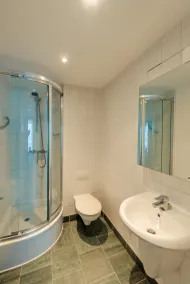 Premier Suites Dublin Sandyford - Badezimmer