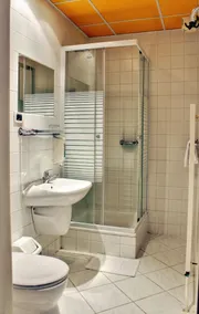 Hotel Centrál - Baño