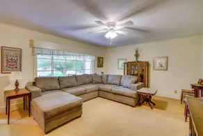 Peaceful Lumberton Home - 7 Mi to Dtwn Riverwalk! - Interiør