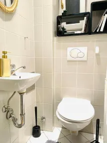 Direct City Center-Privat Rooms-5 Minutes Mariahilferstrasse - Bathroom
