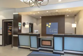 Holiday Inn Express Hotel & Suites New Philadelphia by IHG - Reception