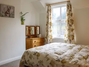 17 Riverside - Room