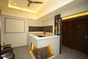 Silverkey Hotel Yelahanka - Reception