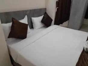 Opal Suite Rooms - Camera