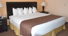 Baymont by Wyndham East Windsor Bradley Airport - Chambre