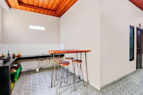 OYO 95130 Poerto Lemon Guest House - Rezeption