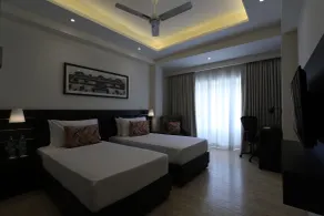 Lemon Tree Hotel Bhopal - Room