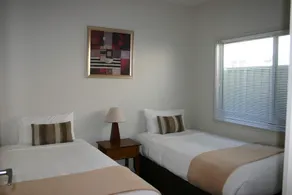 Abalina Cottages, Rotary Drive - Room