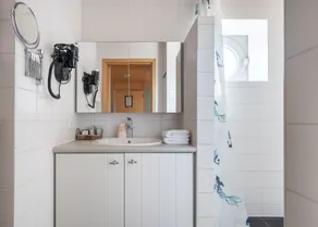 West Bay - Bathroom