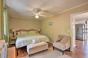 Lakefront Lavonia Cottage w/ 2-Story Dock! - Interiør