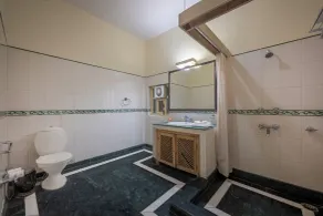 Springfields 1902- A Heritage Hotel by Eastlynn Experiences - Bathroom