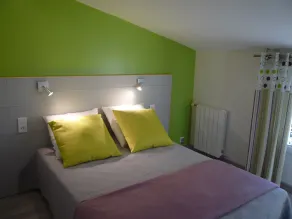 Gite "Sous les pins de Nages" - Quarto