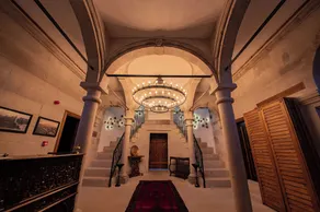 Four Mansions Hotel - Réception