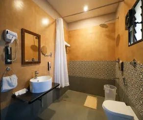 Saiprasad Tiger Resorts-Pench - Bathroom