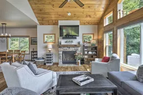 Spacious Lakeside Family Home on Big Bearskin Lake - Innenbereich