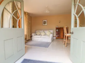 Lacewood - Interior