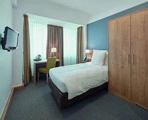 City Hotel - Room