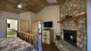 Scenic Wonders Buss Stop 3 Bedrooms - Room