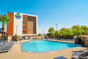 Holiday Inn Express & Suites - Las Vegas - E Tropicana by IHG - Piscina