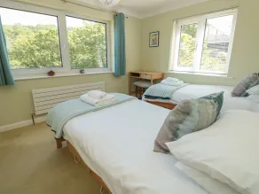 High Banks - Interior