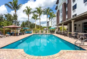 Hampton Inn & Suites Wellington - Piscine