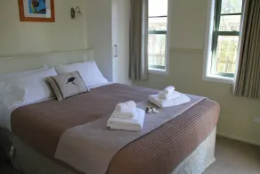 Clive Colonial Cottages - Habitación