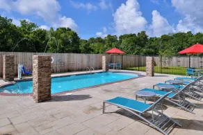 TownePlace Suites by Marriott Laplace - Piscina