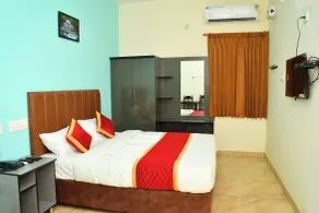 ARUVI RESORT - Chambre
