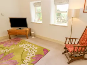 SPENS LAND, med en have i Tatham, Ref 1012502 - Værelse