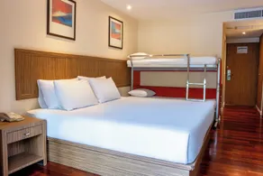 Holiday Inn Resort Phuket Surin Beach by IHG - Chambre