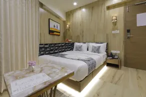 Hotel Elysian Residency - Chambre