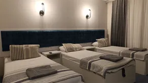 Sharq hotel - Room