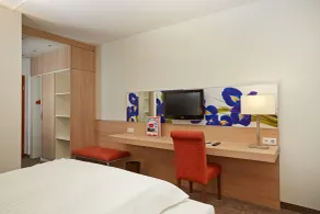 Sunday Hotel Wiesbaden Niedernhausen - Zimmer