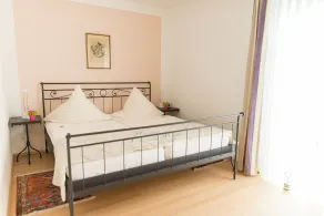 Appartamento con griglia e terrazza - Camera