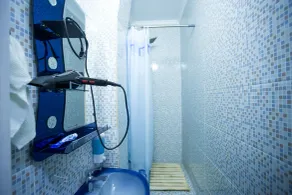 Hostel Eleon - Bathroom